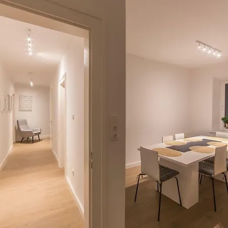 ☆ Moderne 90m² 3-zimmer Im Zentrum Mit Netflix Apartment *